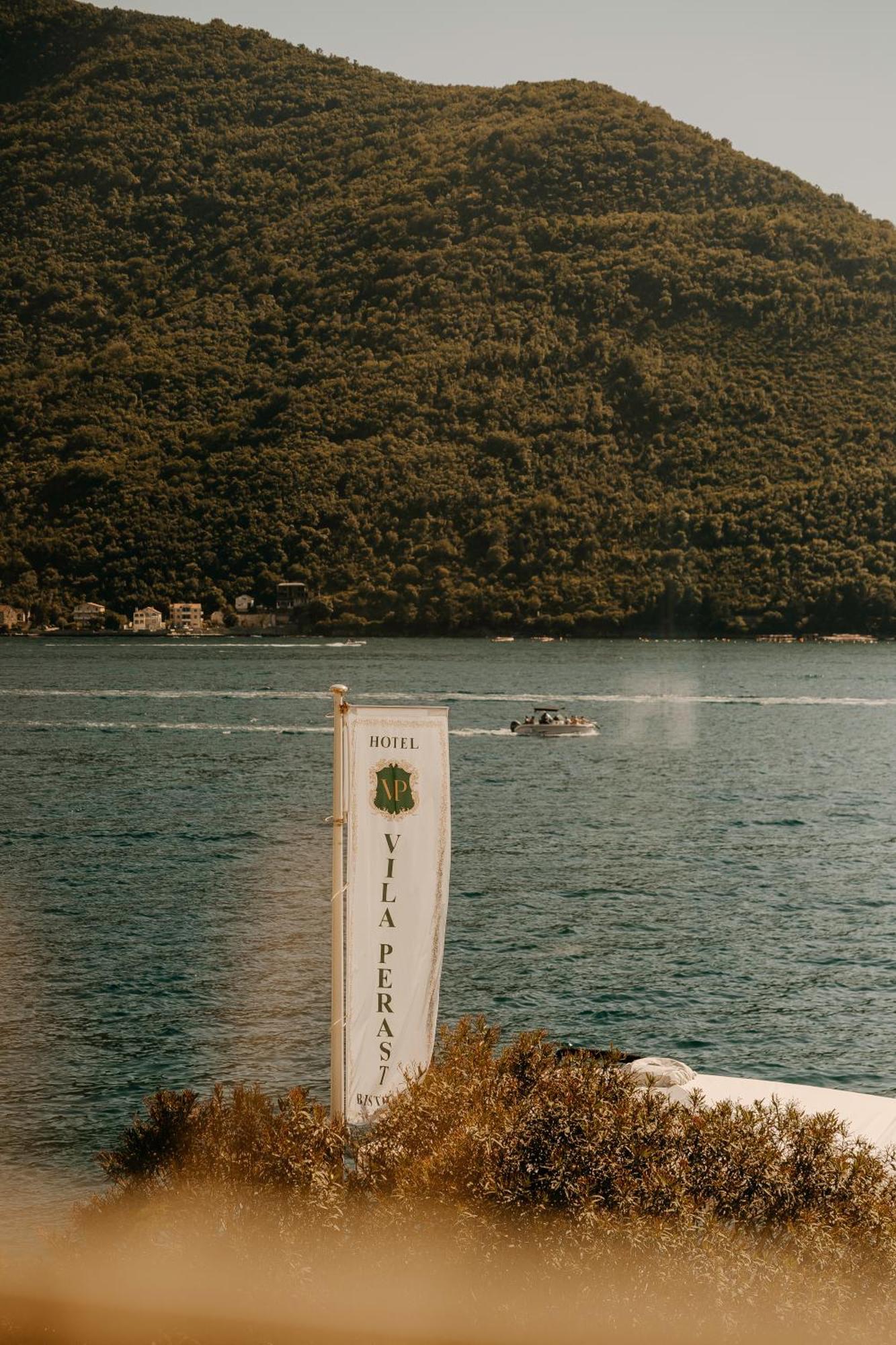 Vila Perast Boutique Hotel Buitenkant foto